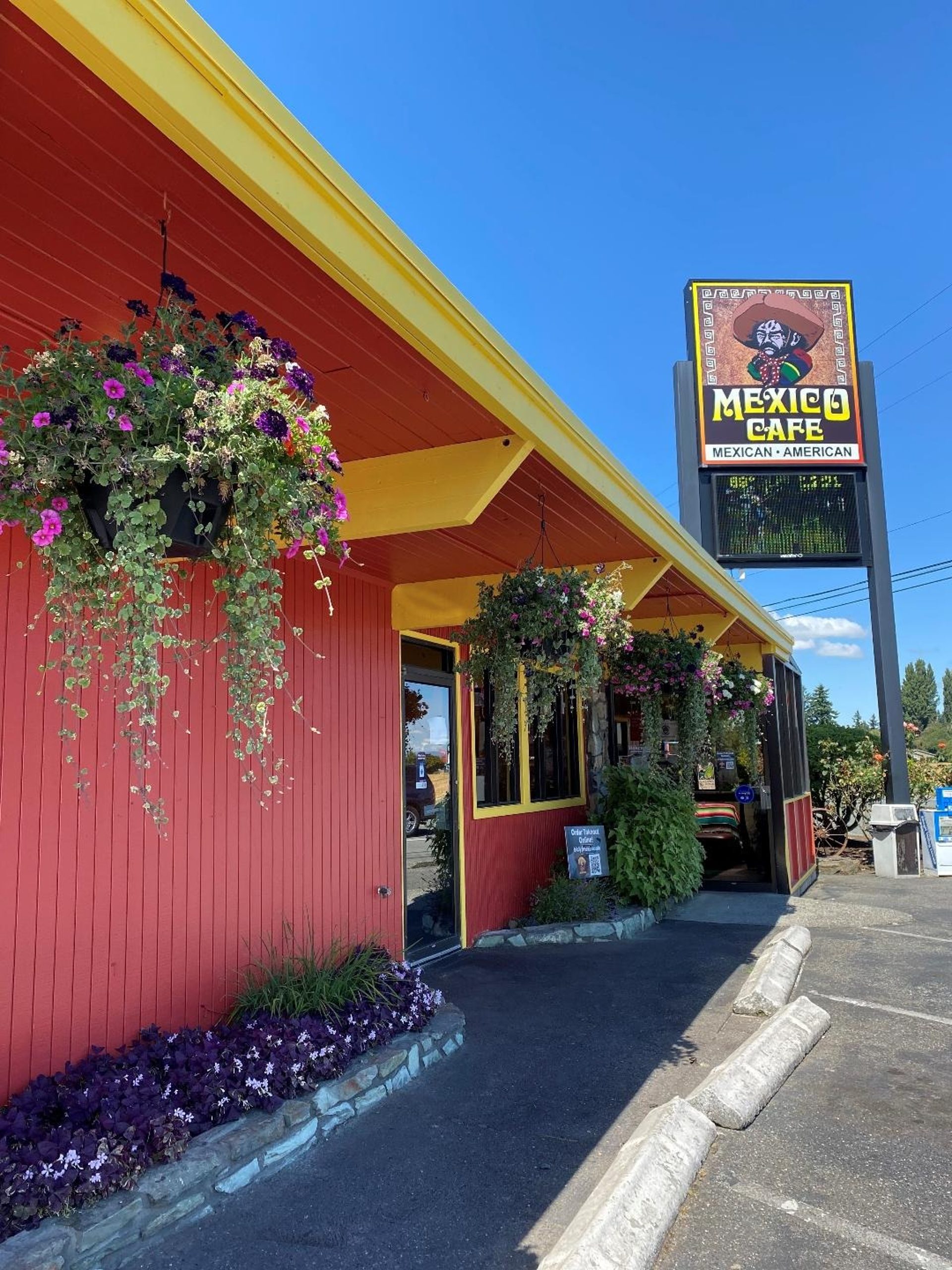 Welcome to Mexico Cafe in Mount Vernon, WA
